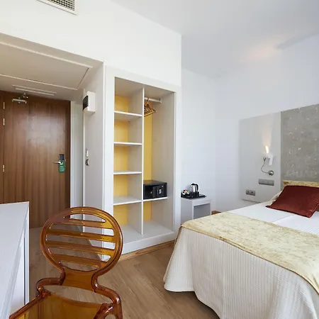 Hotel Abrat San Antonio (Ibiza)