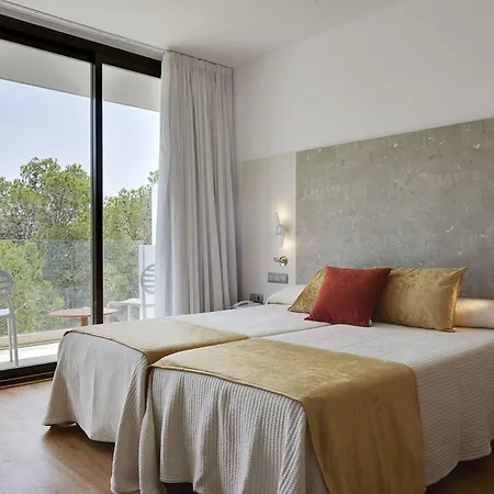 Abrat Hotel 3*