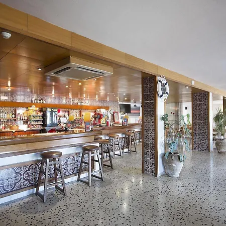 Abrat Hotel