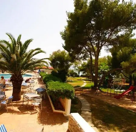 Abrat Hotel 3*